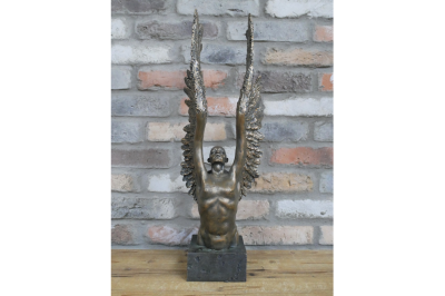 angel on plinth statue £59.99