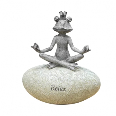 relax frog on stone £6.99